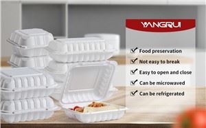 食品容器を取り出す