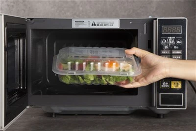 透明なプラスチックのテイクアウト食品容器